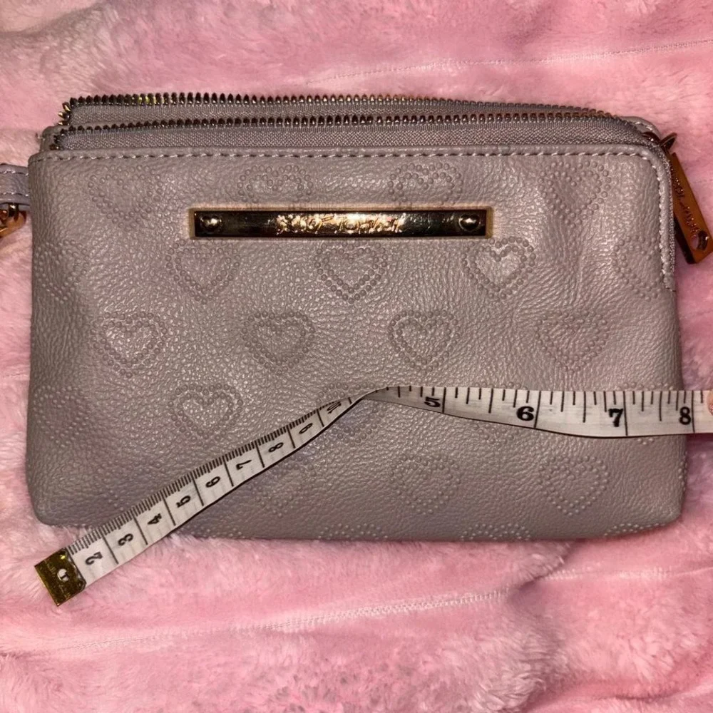 Y2K coquette grey Betsy Johnson hearts wallet